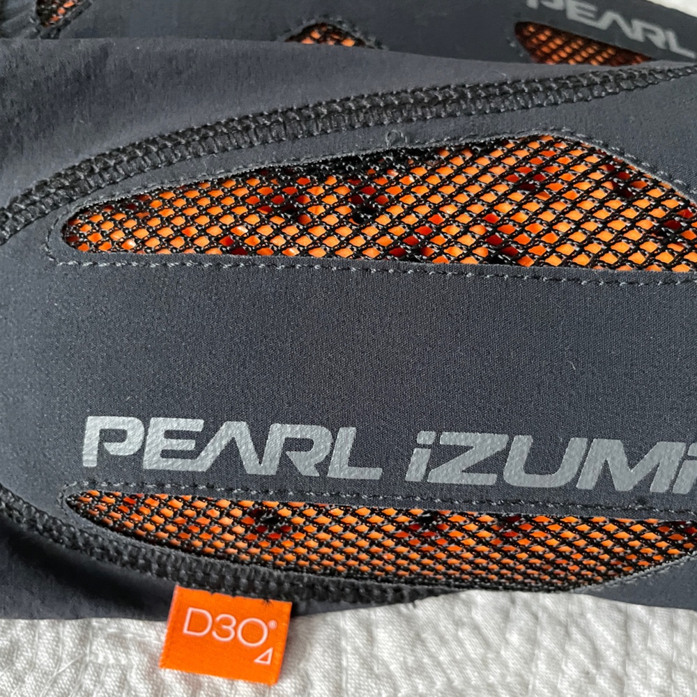Pearl Izumi Elevate Elbow Pad- mountain biking